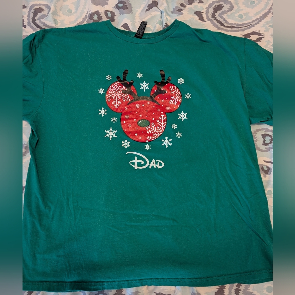 Disney Green and Red Holiday T-Shirt